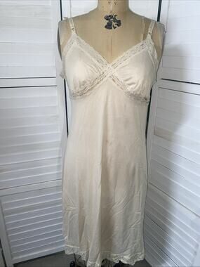 Vintage 50s 60s Beige Nude Nylon Slip / Nightgown Farr West Sz 36 Medium